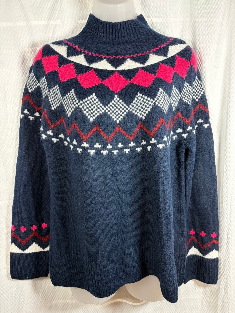 Vince Camuto Navy, pink and white mock neck sweater EUC